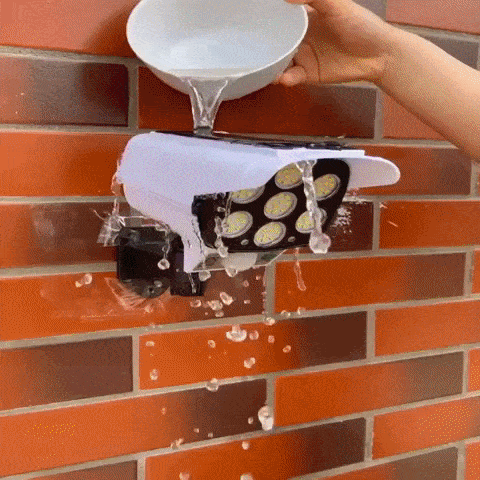 LÁMPARA SOLAR TIPO CÁMARA